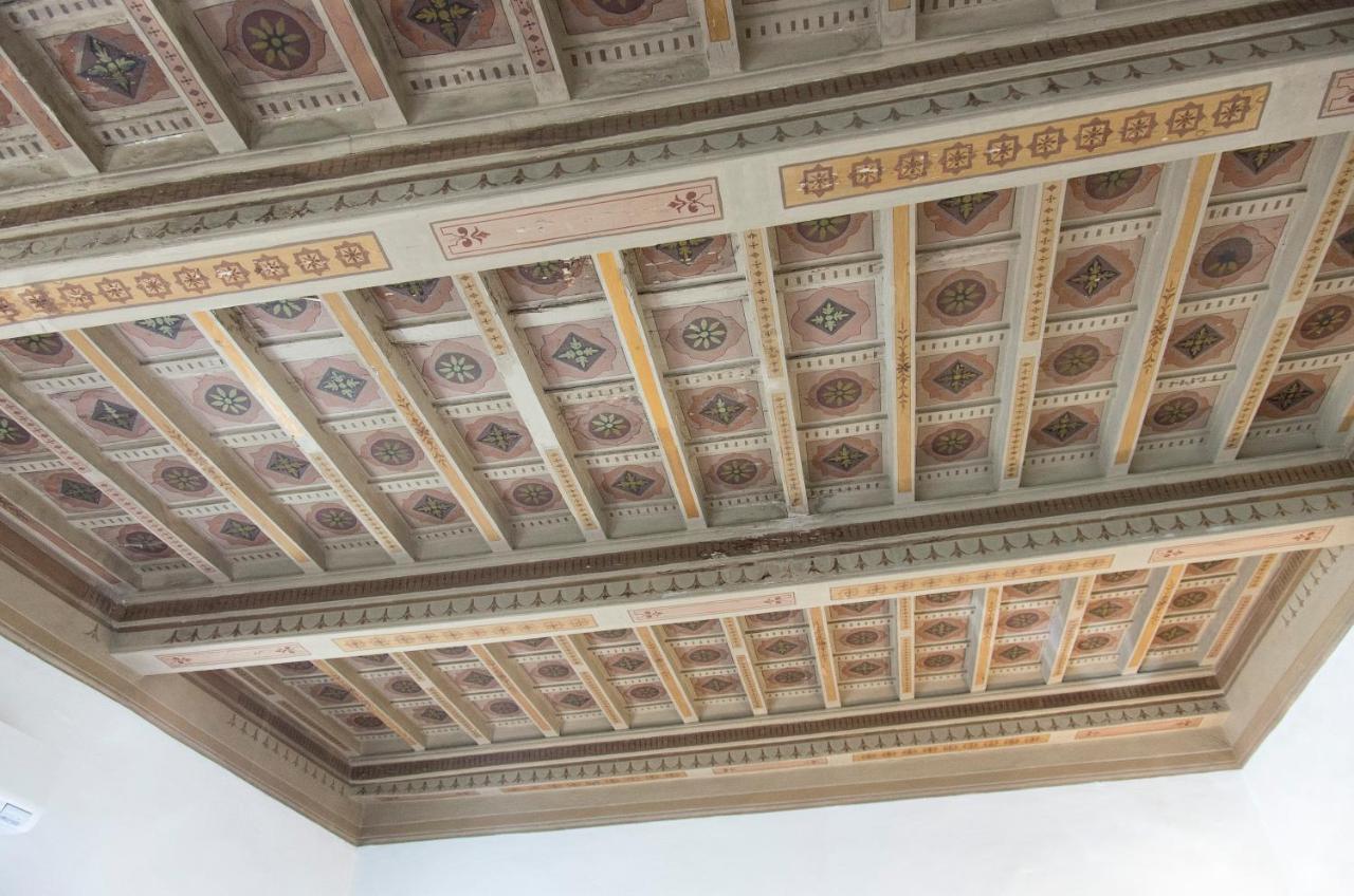 Traviata Appartamento Storico - Palazzo Tolomei Florencia Exterior foto