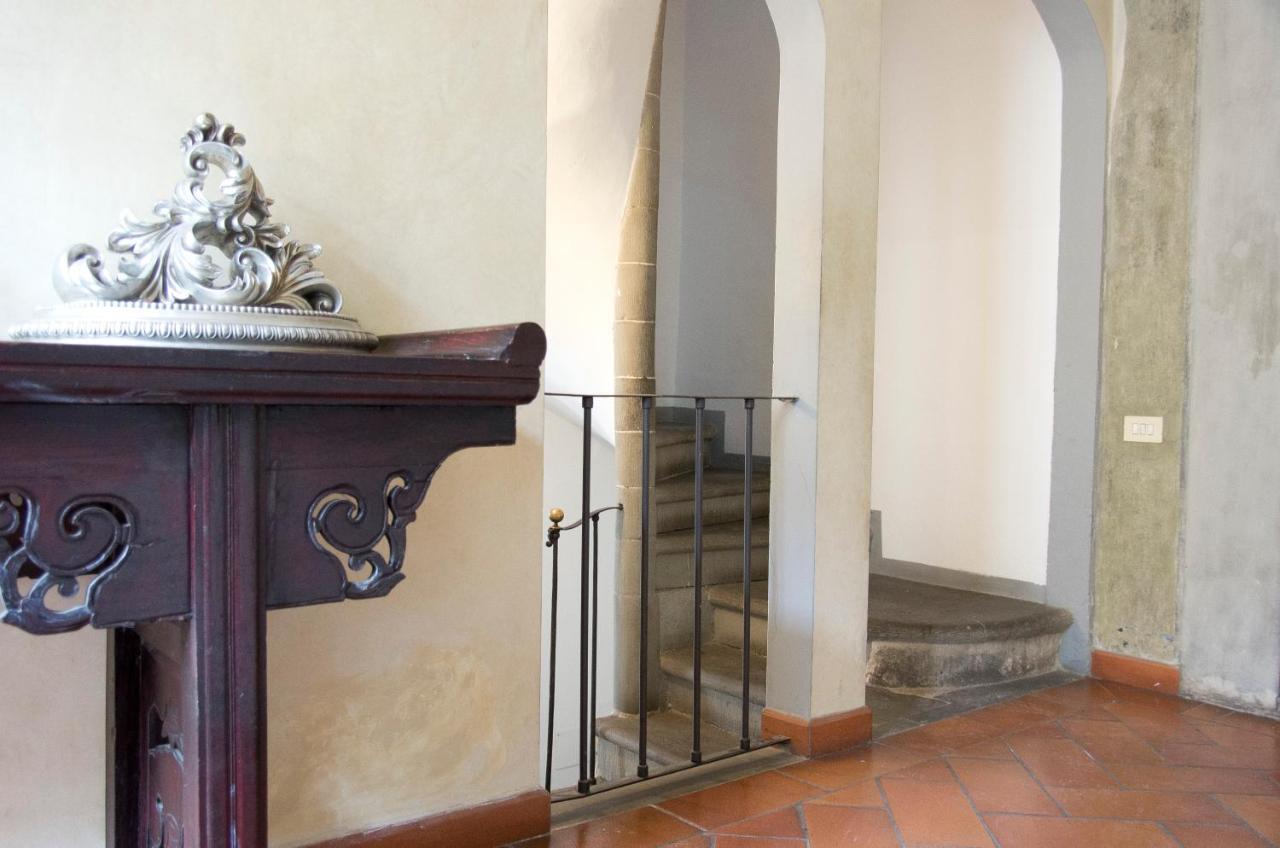 Traviata Appartamento Storico - Palazzo Tolomei Florencia Exterior foto